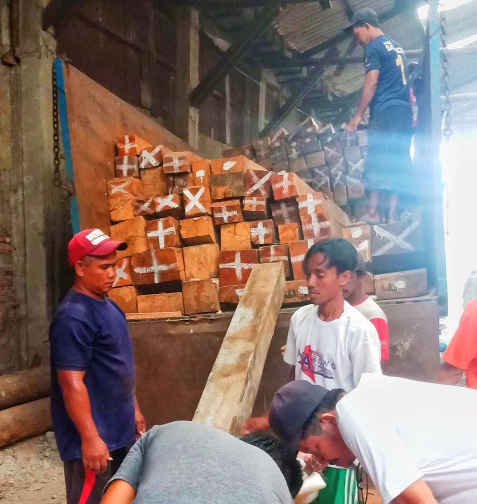 Kayu, Bengkirai, Kuat