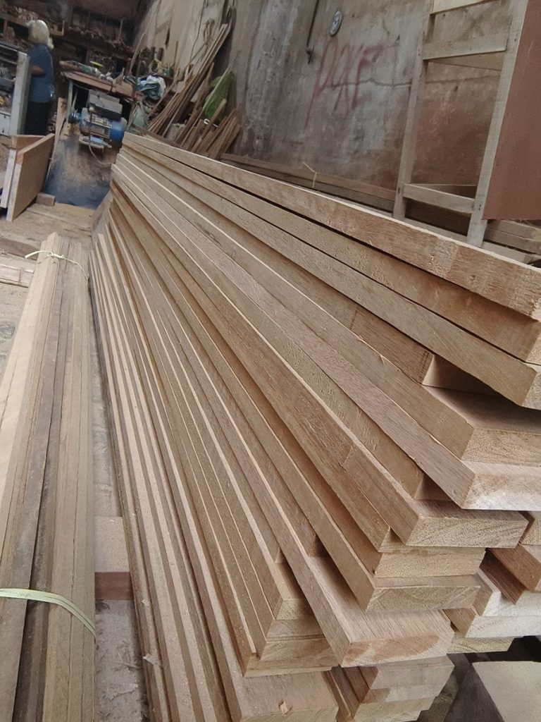 Kayu Kuat Dan Tahan